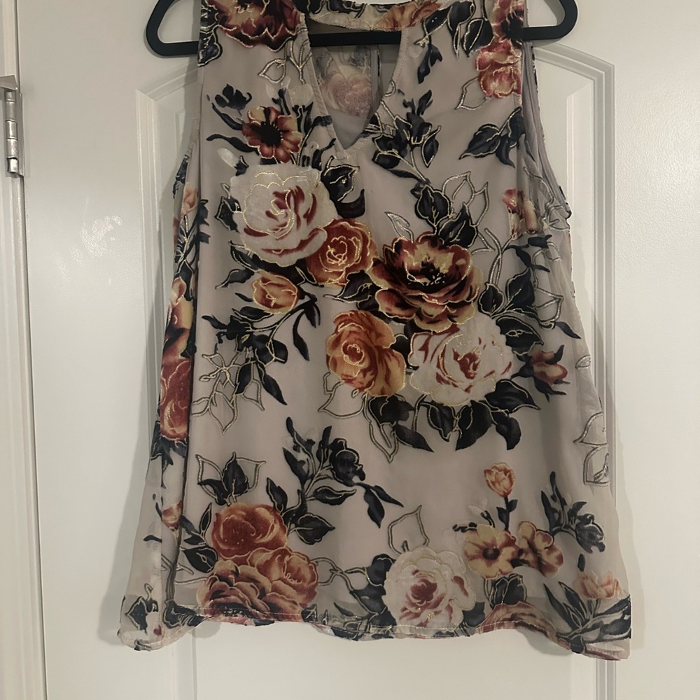 Floral Sleeveless Blouse